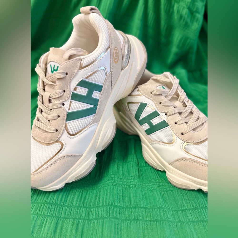 BRAND NEW IN BOX VINTAGE HAVANA DASH 2 GREEN WHITE & GOLD SNEAKERS RETAIL $135